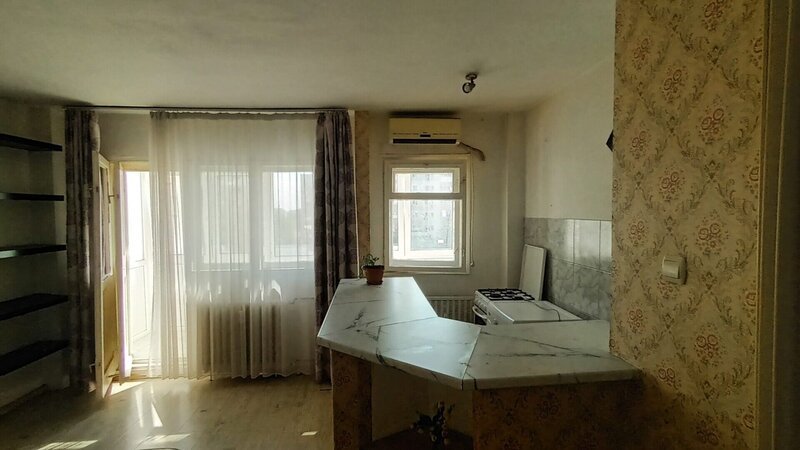 Titan IOR, str. Murgeni, cinema Gloria, bloc mixt, garsoniera